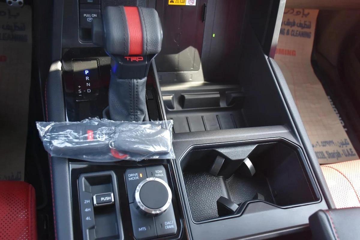 TUNDRA TRD PRO HYBRID 4.W.D. 2024 | WHITE-14-14