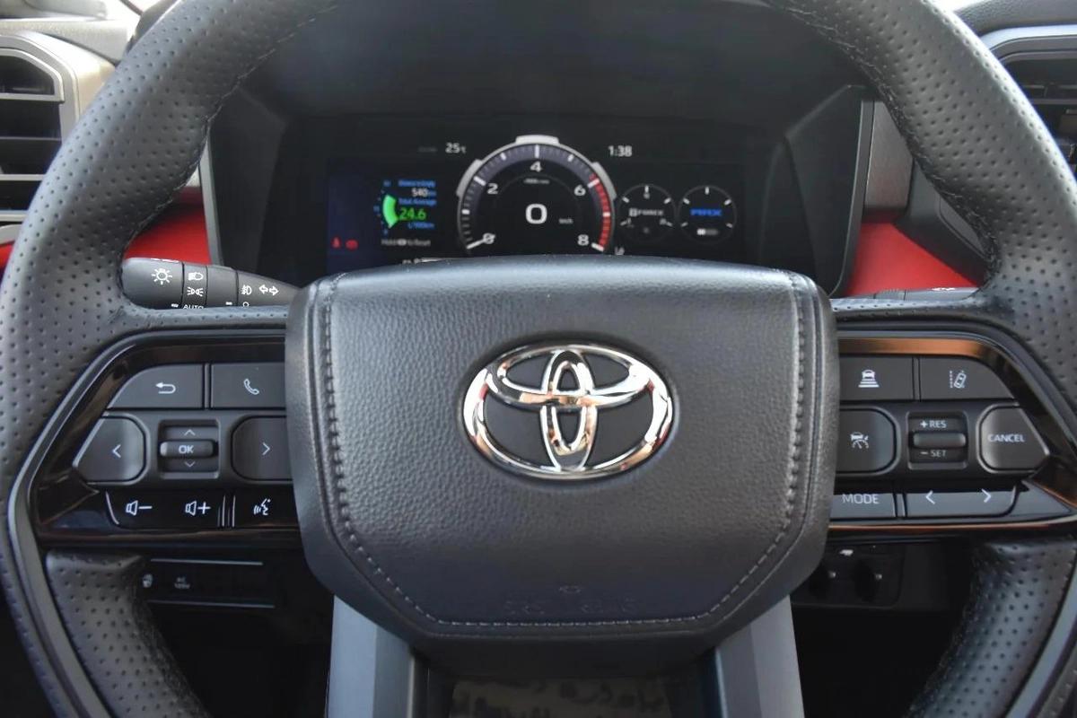 TUNDRA TRD PRO HYBRID 4.W.D. 2024 | WHITE-2-2