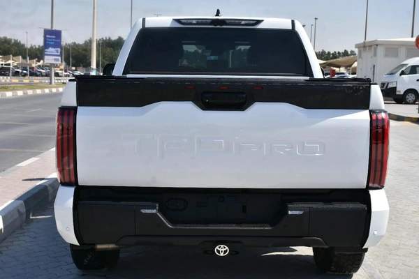 TUNDRA TRD PRO HYBRID 4.W.D. 2024 | WHITE