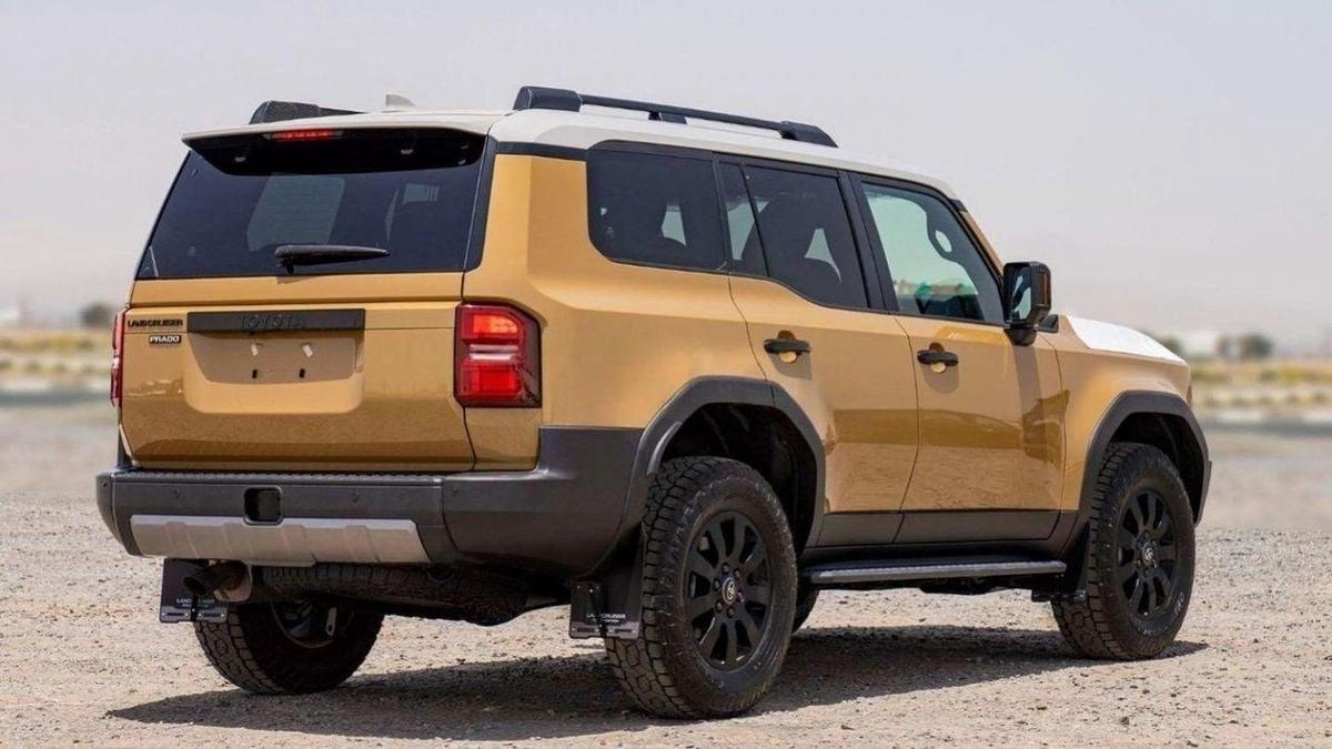 Toyota Prado TOYOTA PRADO 250 2.4P AT FIRST EDITION MY2025 – SAND & GREY ROOF-5-5