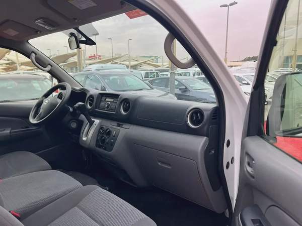 2020 | Nissan Urvan | Full Automatic | Van | Petrol | GCC | Ref#971