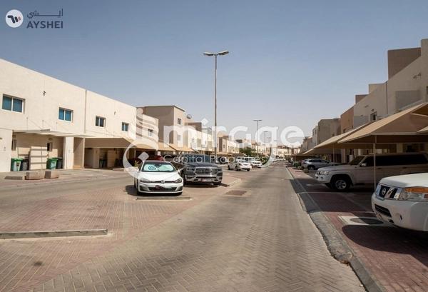 TOWNHOUSE FOR SALE IN CONTEMPORARY STYLE, AL REEF VILLAS