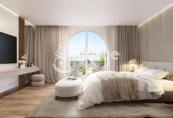 Luxury 6BR Villa | Corner | Premium Location