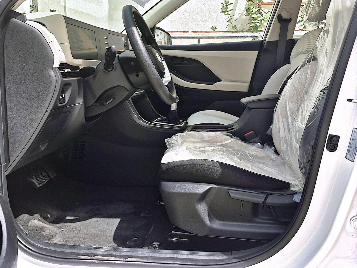 HYUNDAI CRETA COMFORT-5-5