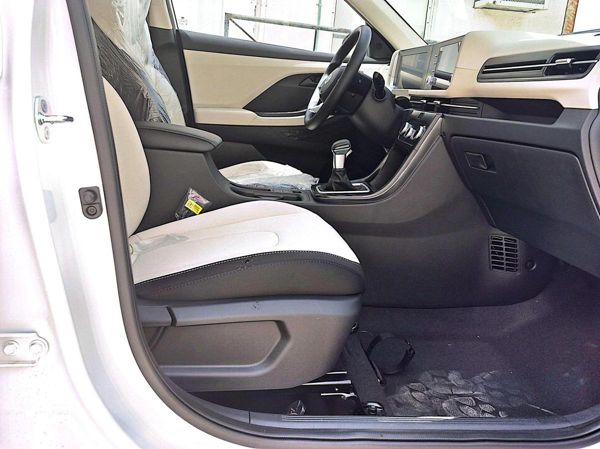 HYUNDAI CRETA COMFORT-14-14