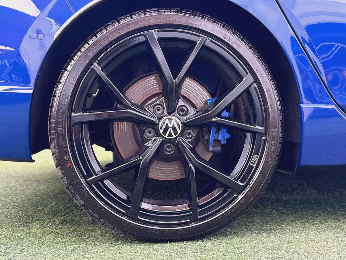 Volkswagen Golf R - GCC Specs super Condition-15-15