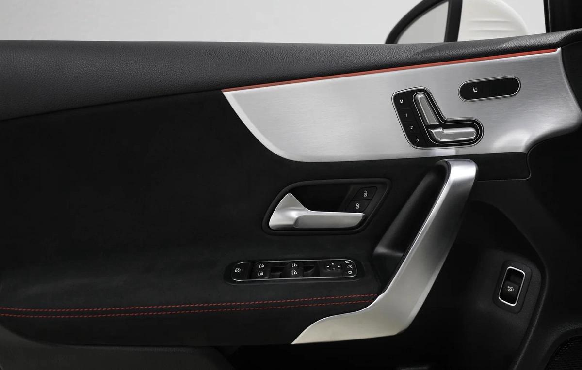 GCC | 1.3L | 1,400 AED Monthly | Warranty Till 2027 | Free Insurance and Registration-15-15