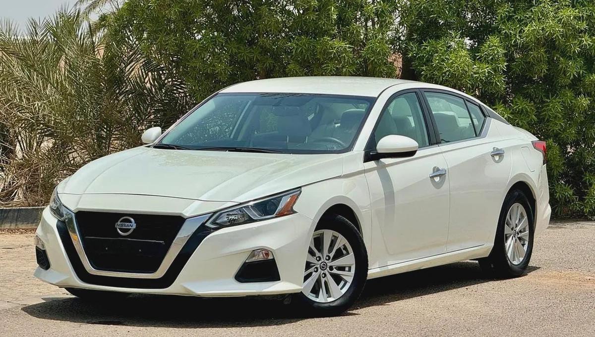 850-Monthly l GCC l 2.5L, Cruise, Camera l Accident Free-1-1