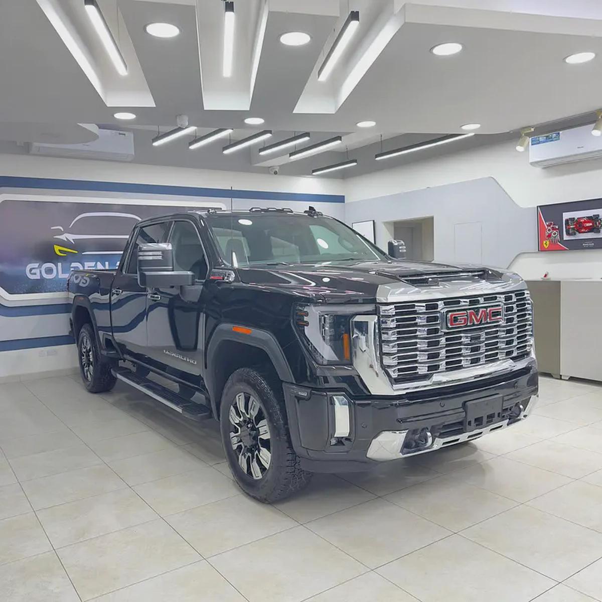 2025 GMC Sierra Denali 2500 HD Diesel-0-0