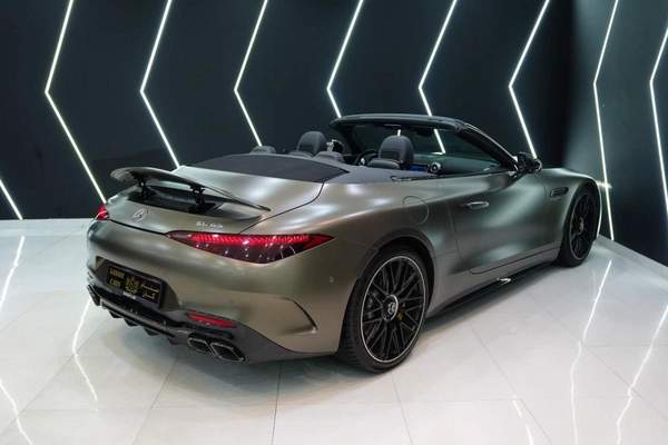 Mercedes-Benz SL 63 AMG
