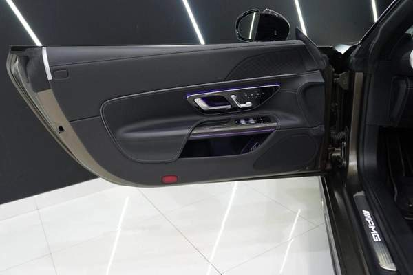 Mercedes-Benz SL 63 AMG