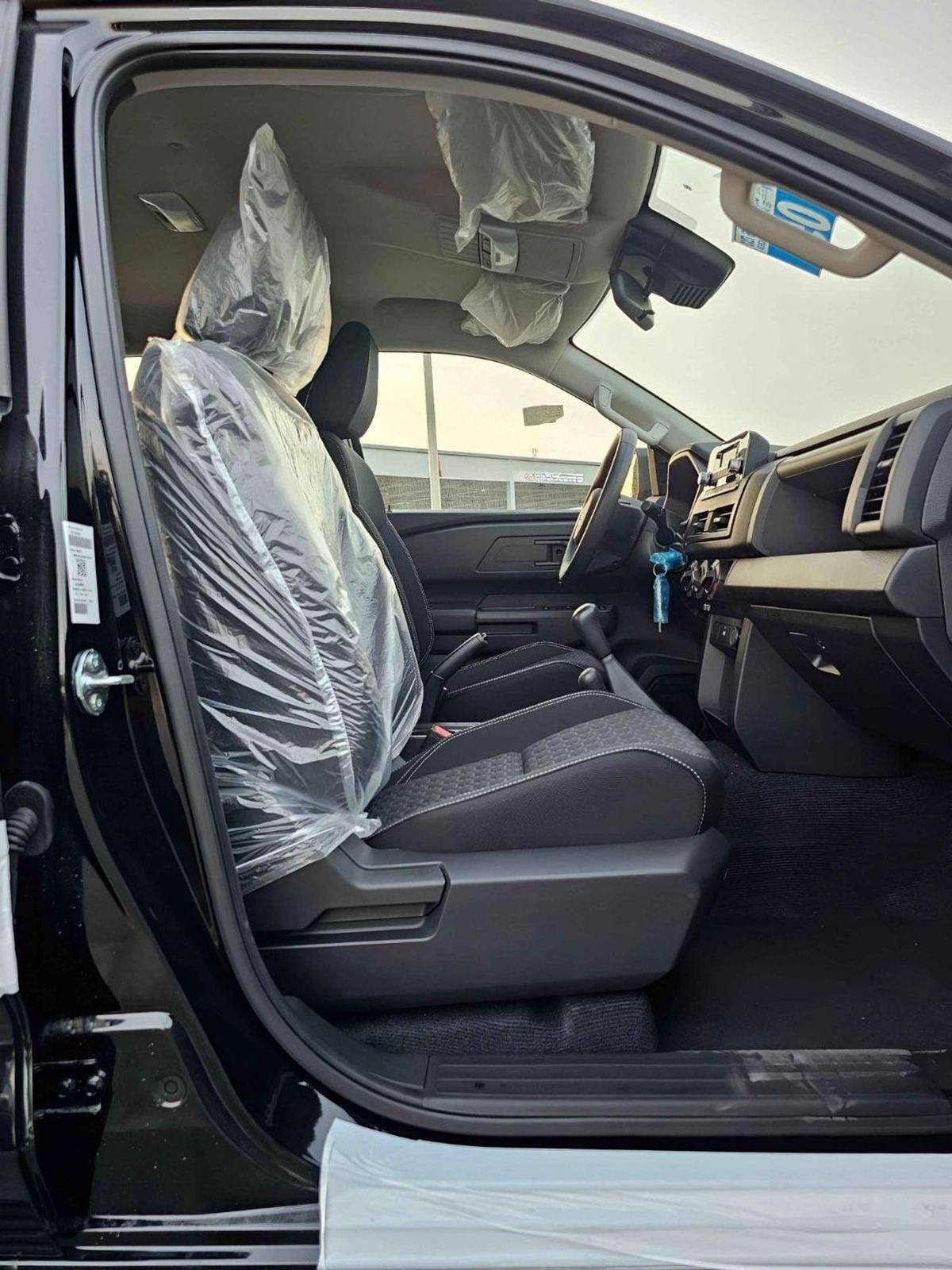 Mitsubishi L200 GLX 2.4L PETROL / MT / HIGH OPTION / CODE# L2DDMB-6-6