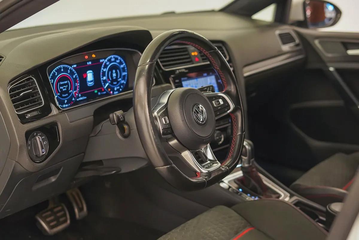 AED 767 PM | VW GOLF GTI 2020 | WELL MAINTAINED | 1 YEAR WARRANTY | GCC-10-10