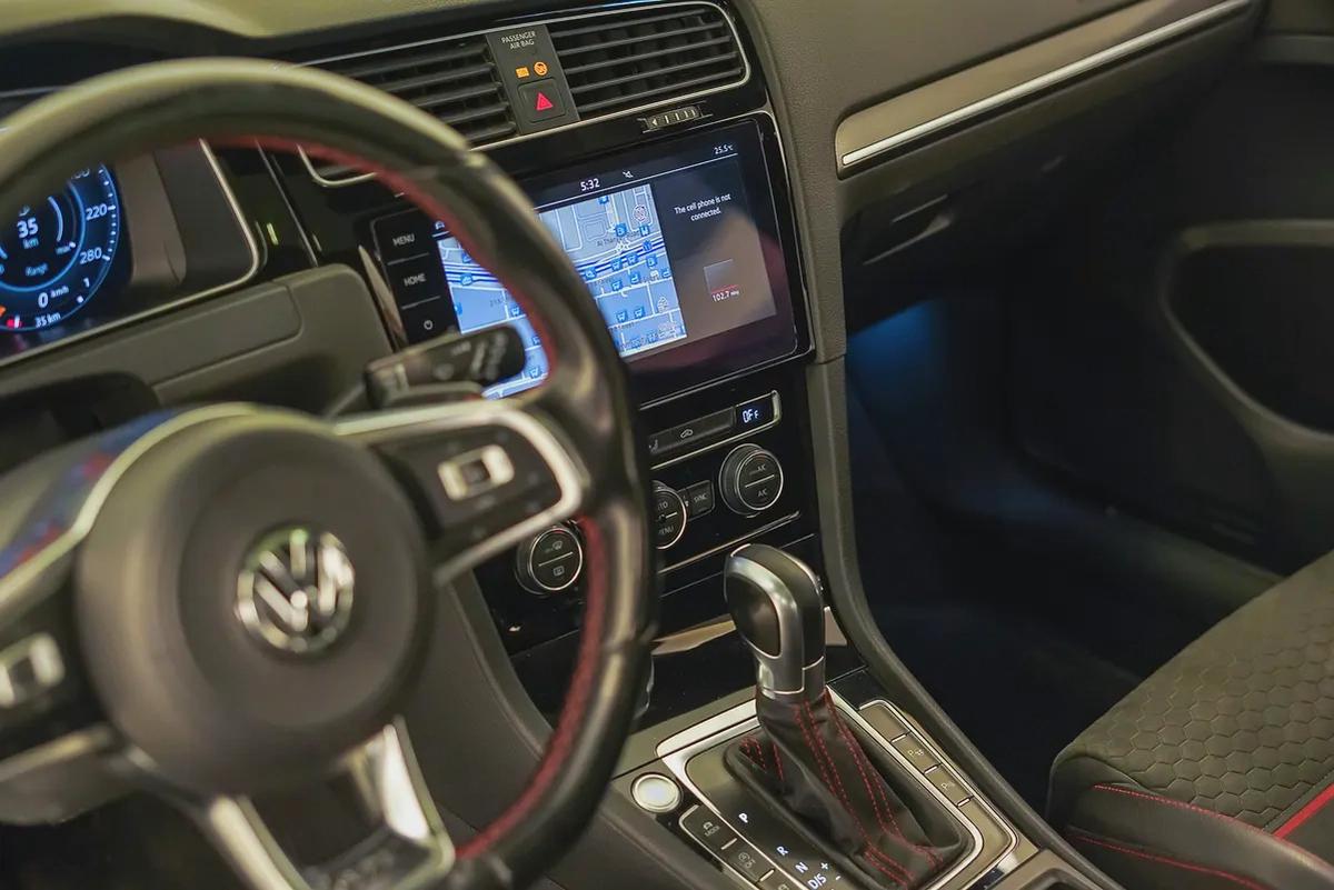 AED 767 PM | VW GOLF GTI 2020 | WELL MAINTAINED | 1 YEAR WARRANTY | GCC-11-11