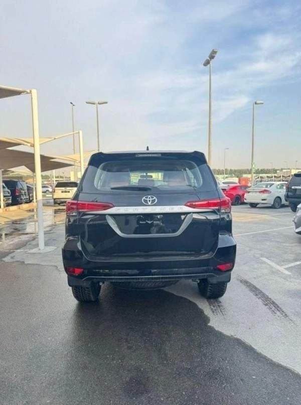 Toyota Fortuner Toyota Fortuner 2.4L Diesel AT MY2024