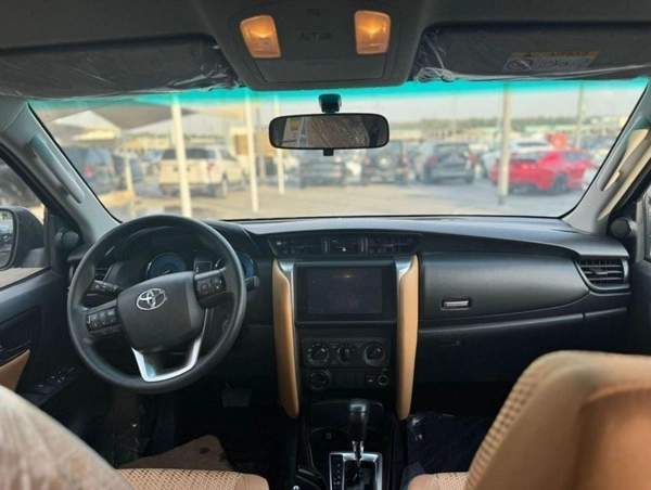 Toyota Fortuner Toyota Fortuner 2.4L Diesel AT MY2024