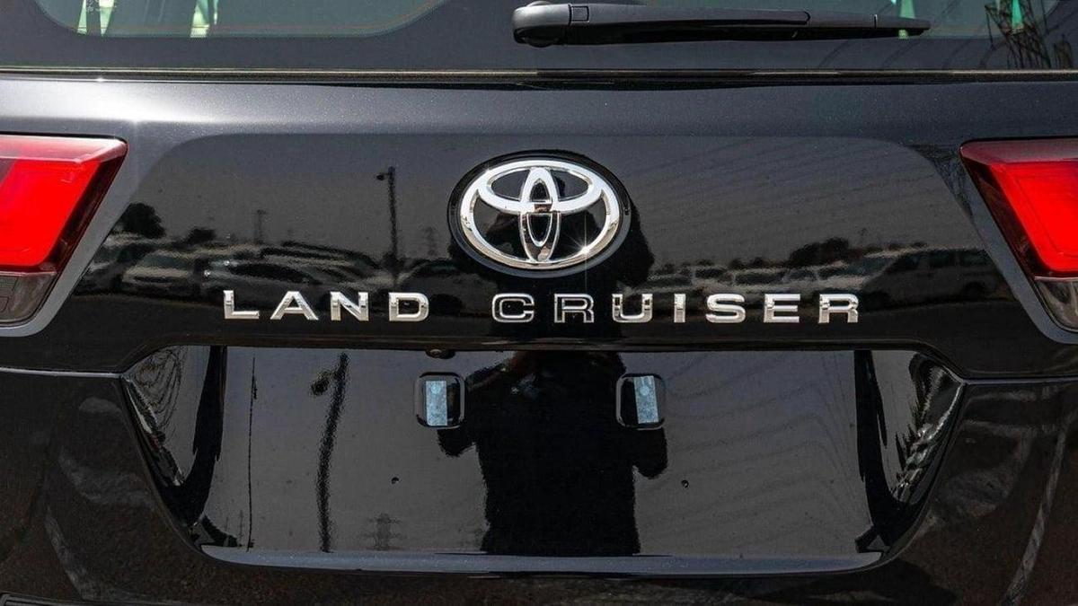 Toyota Land Cruiser Land cruiset VX twin turbo full option 2025-8-8