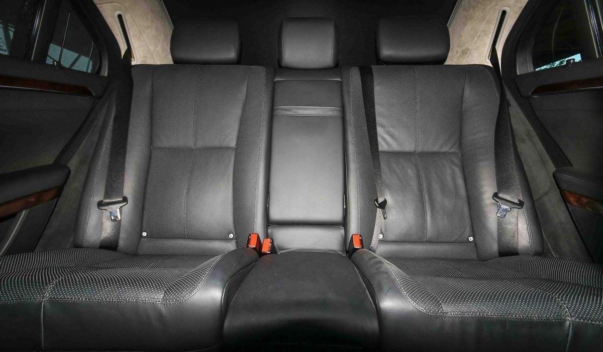 Mercedes-Benz S 600 LARGE-6-6
