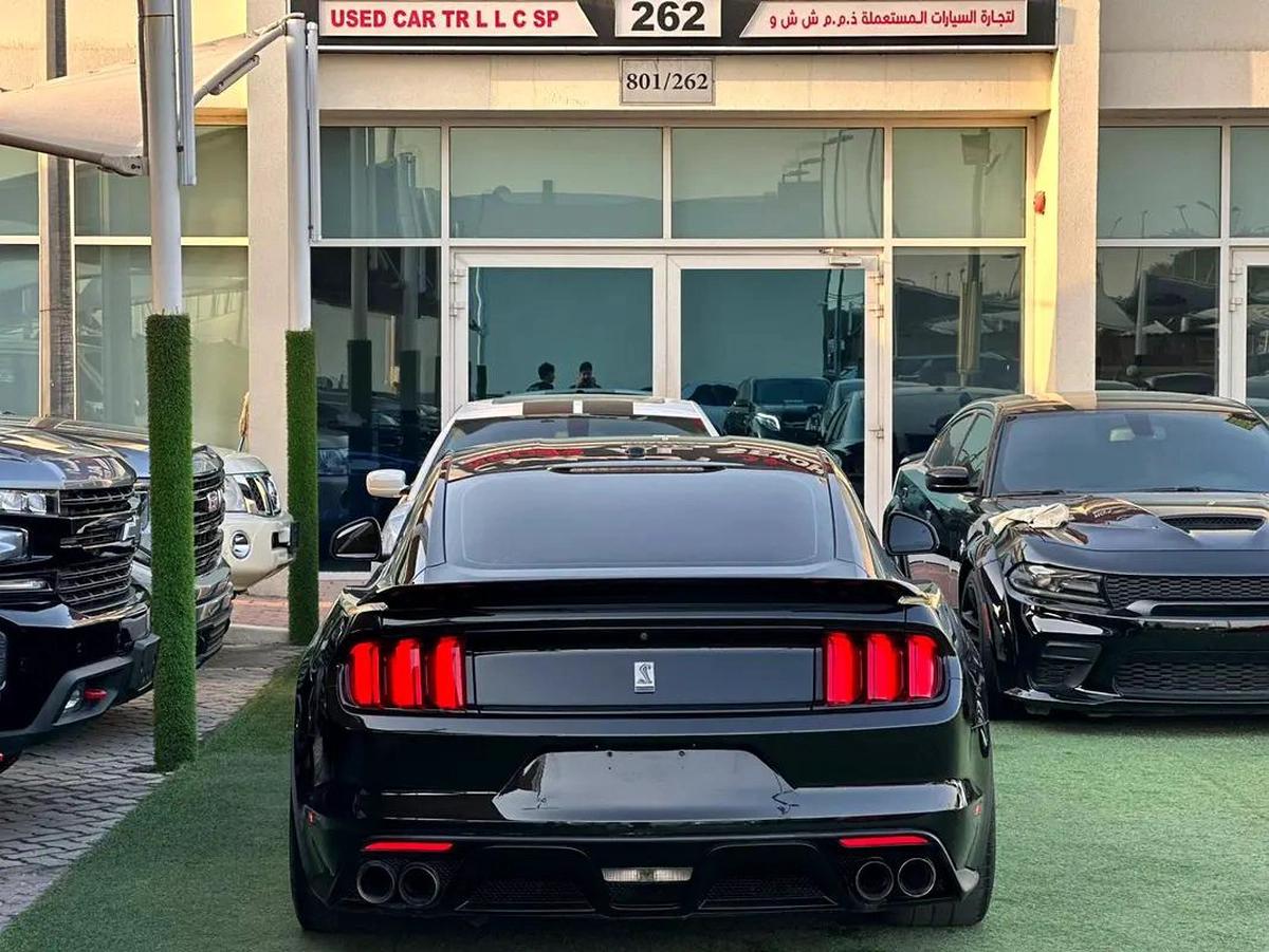 FORD MUSTANG GT350 SHELBY GCC 2018 Full service history (Al tayer) Full option manual gear Recaro-7-7