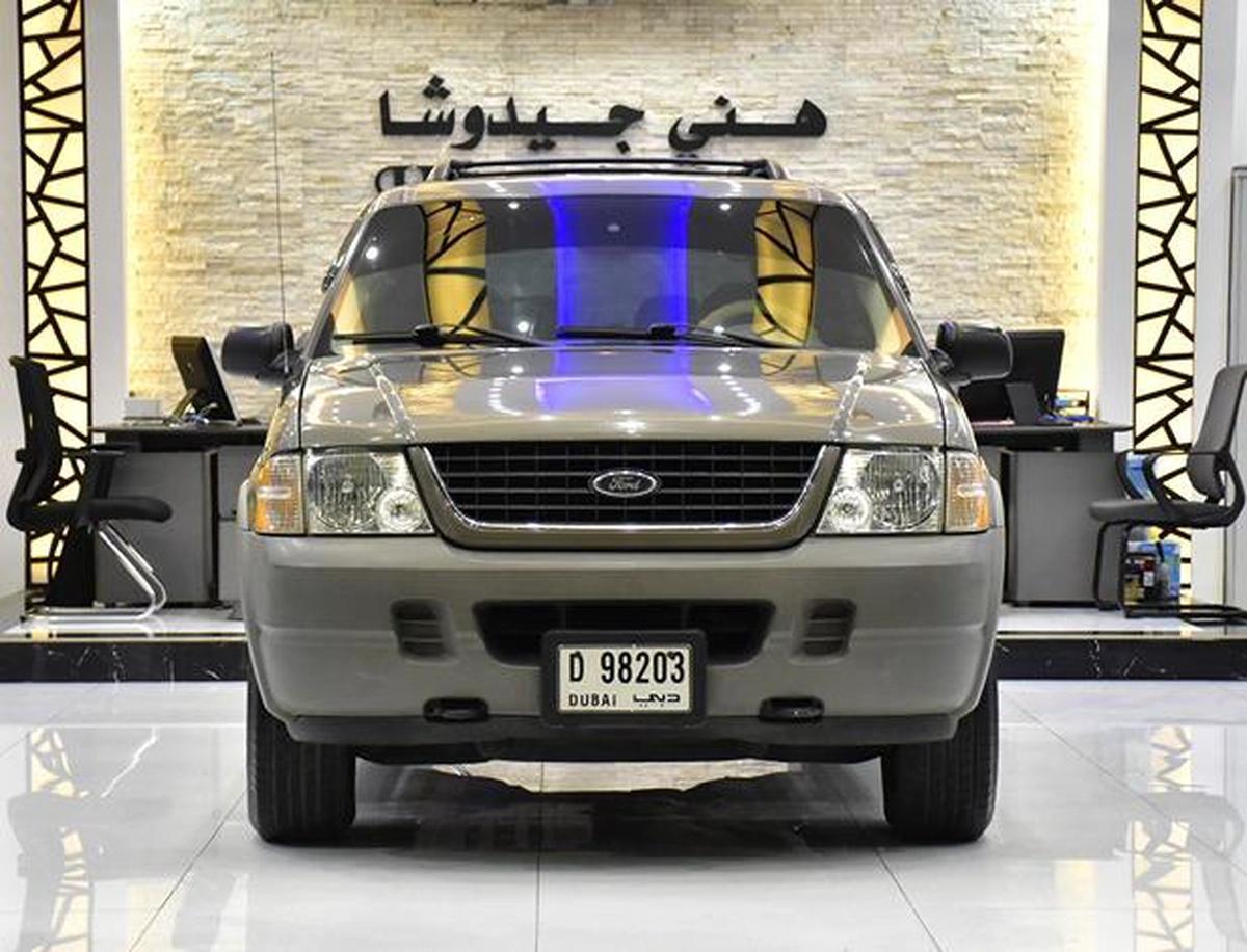 Ford Explorer XLS 4x4 ( 2002 Model ) in Grey Color GCC Specs-5-5