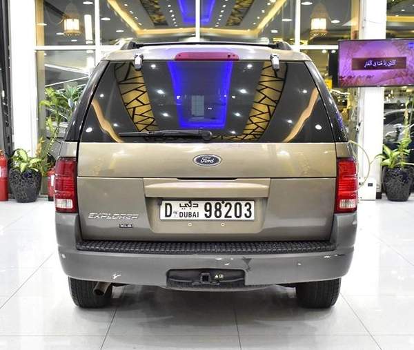 Ford Explorer XLS 4x4 ( 2002 Model ) in Grey Color GCC Specs