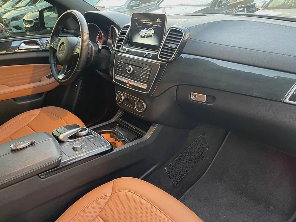 MERCEDES-BENZ - GLE43 - AMG - 2019 - BY TURBO - V6 - 3,0L - AMERICAN SPECS VERY GOOD CONDITION-10-10