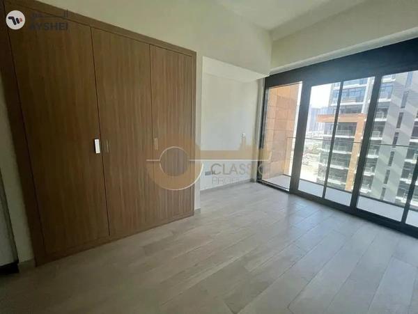 Beautiful Studio | Pool View | Hall Kitchen