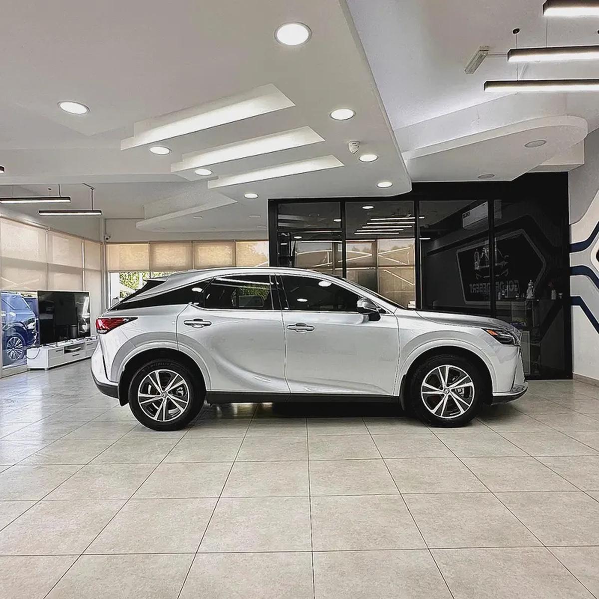 2025 Lexus Rx-350 Premium- hybrid-2-2