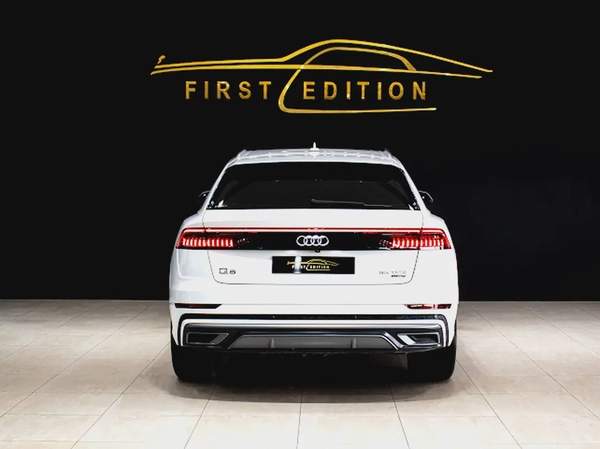 2019 ll Audi Q8 ll S-Line ll Gcc ll Full Option ll Full Service History