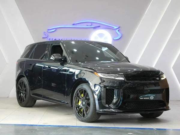 2025 - Range Rover Sport SV - V8 with warranty