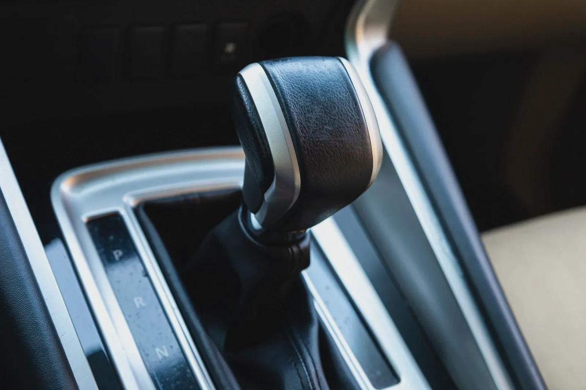 Mitsubishi Montero Sport 2019-20-20