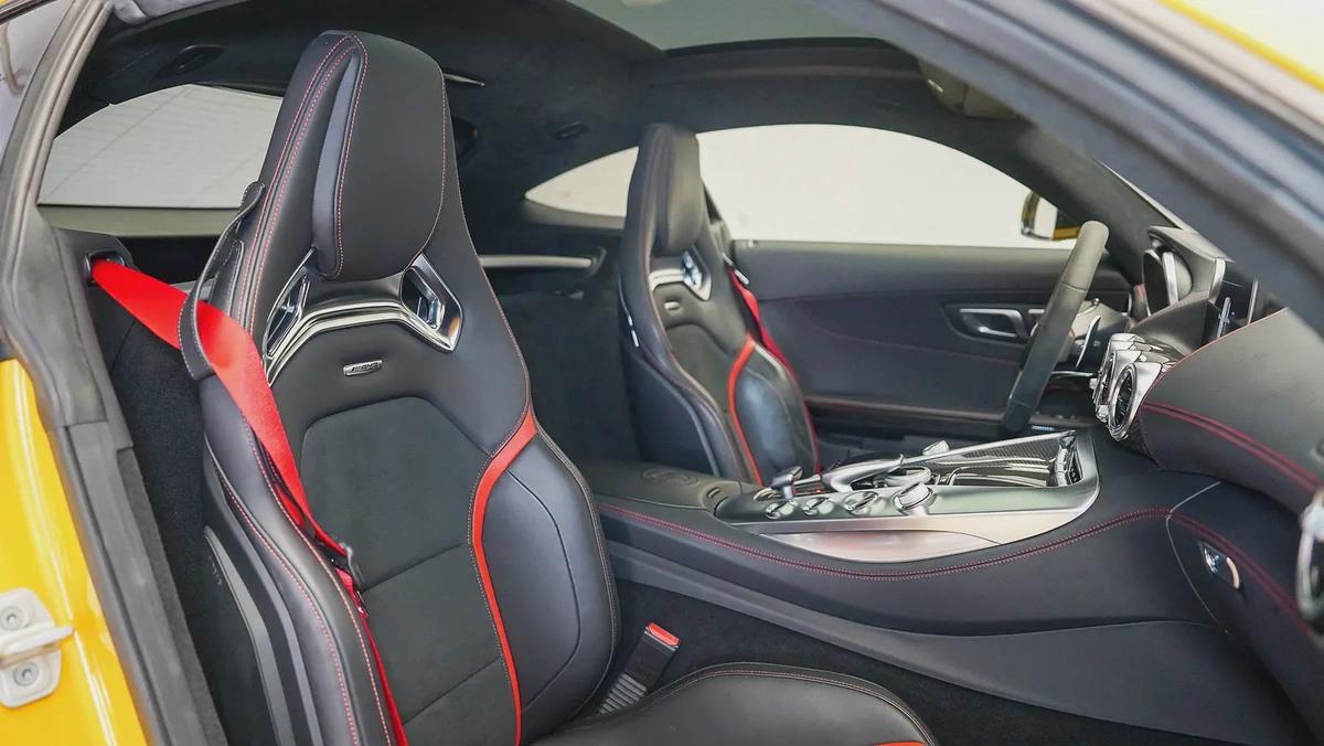 Special Offer | Low KM, 1 Owner, Special Color | AMG GT S Edition 1-5-5