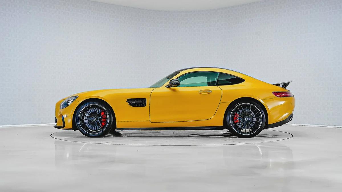Special Offer | Low KM, 1 Owner, Special Color | AMG GT S Edition 1-10-10