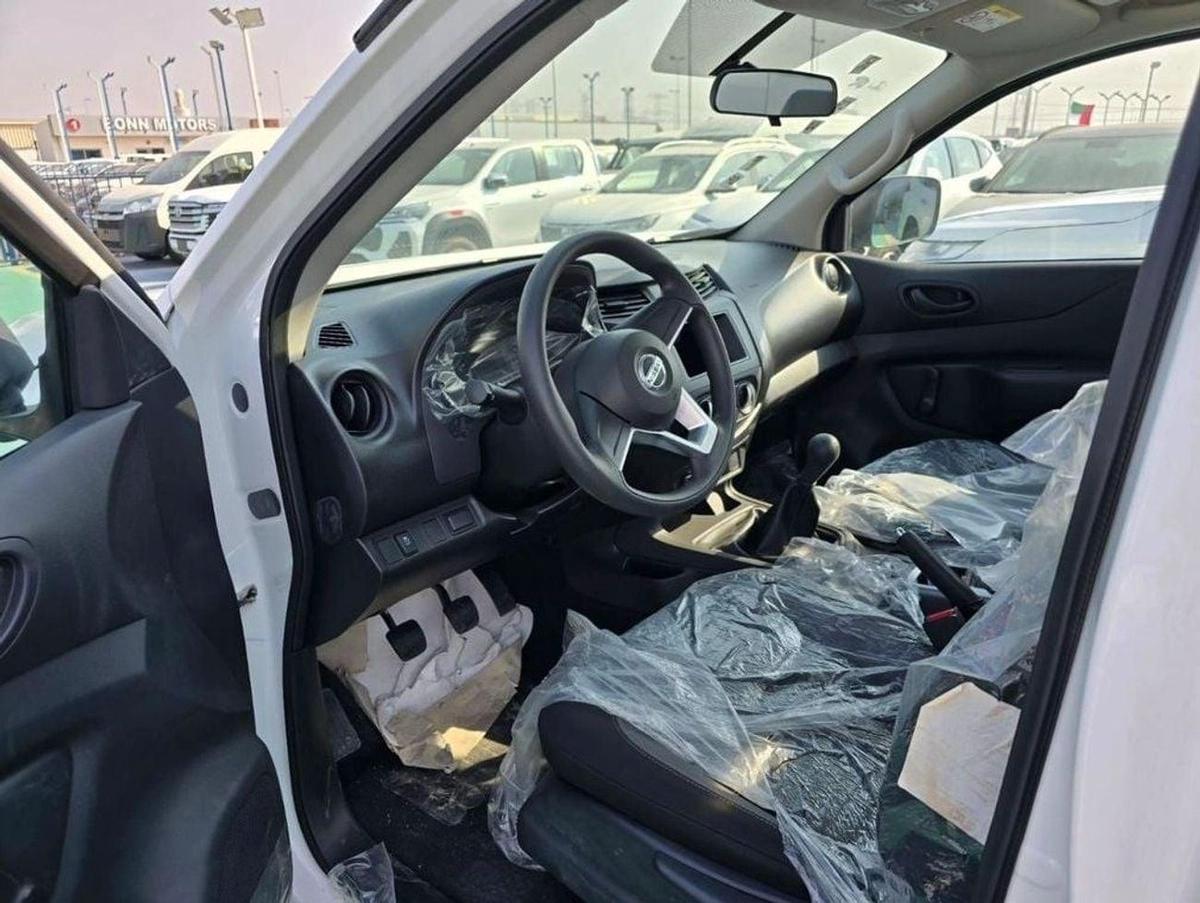 Nissan Navara-10-10