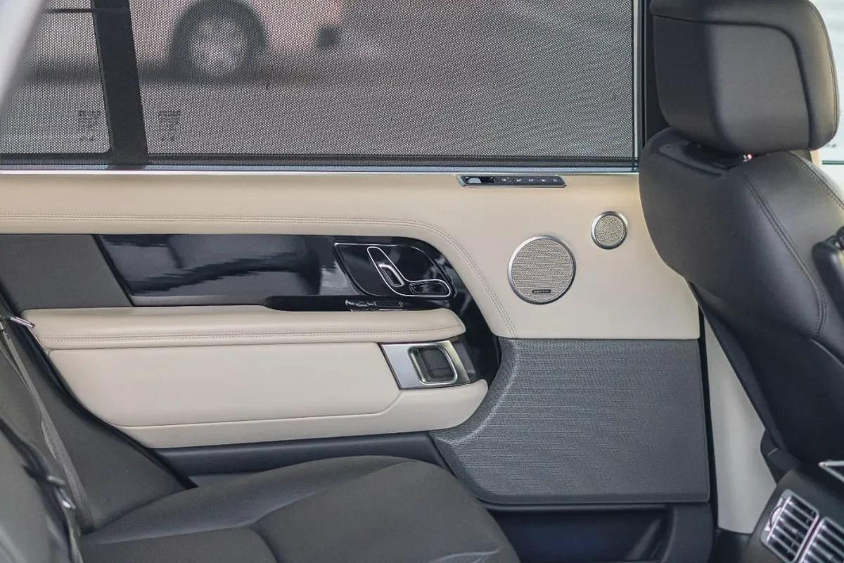LANDE ROVER / RANGE ROVER / VOGUE HSE L / 2020-18-18
