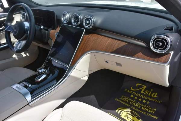 C300 4MATIC 2022 | WHITE