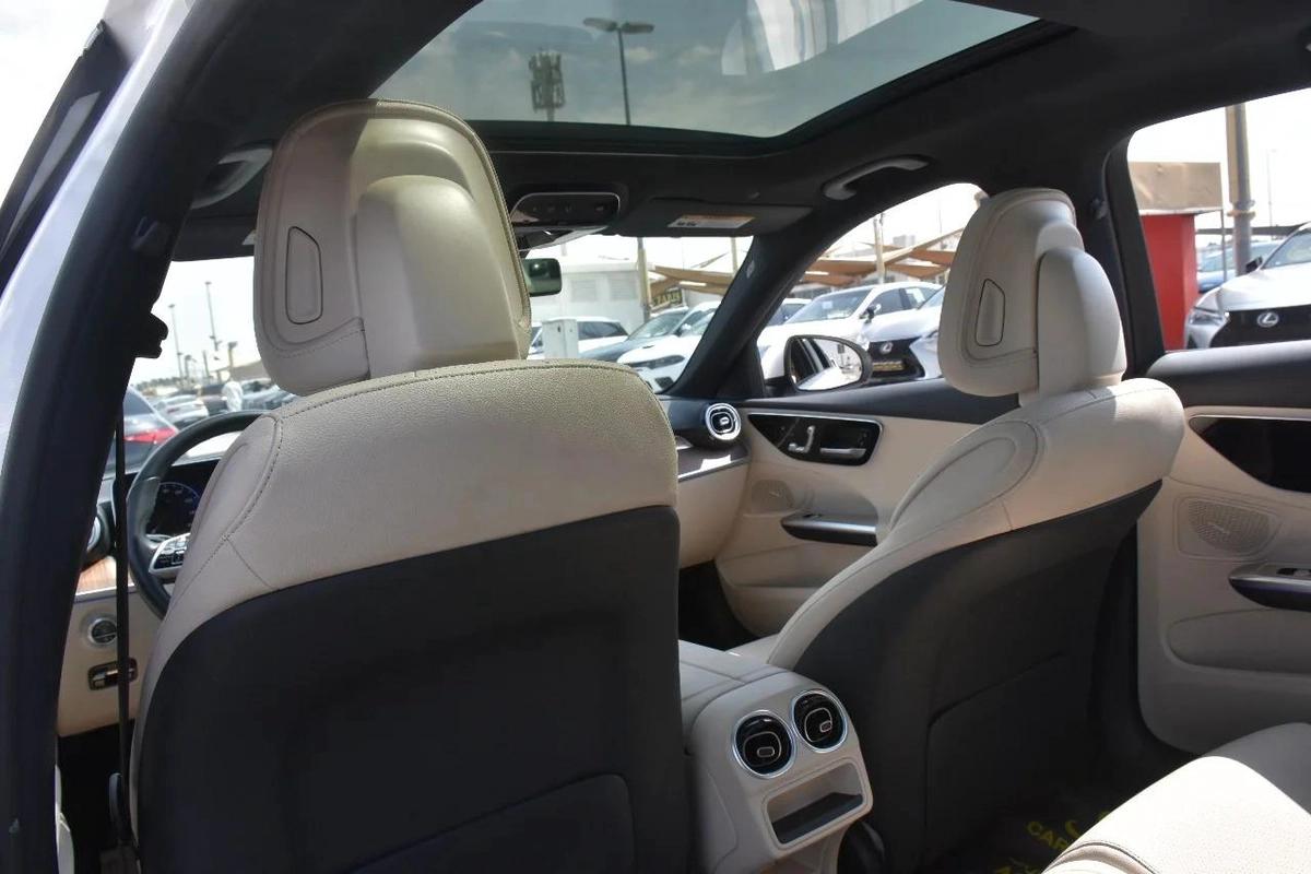 C300 4MATIC 2022 | WHITE-14-14