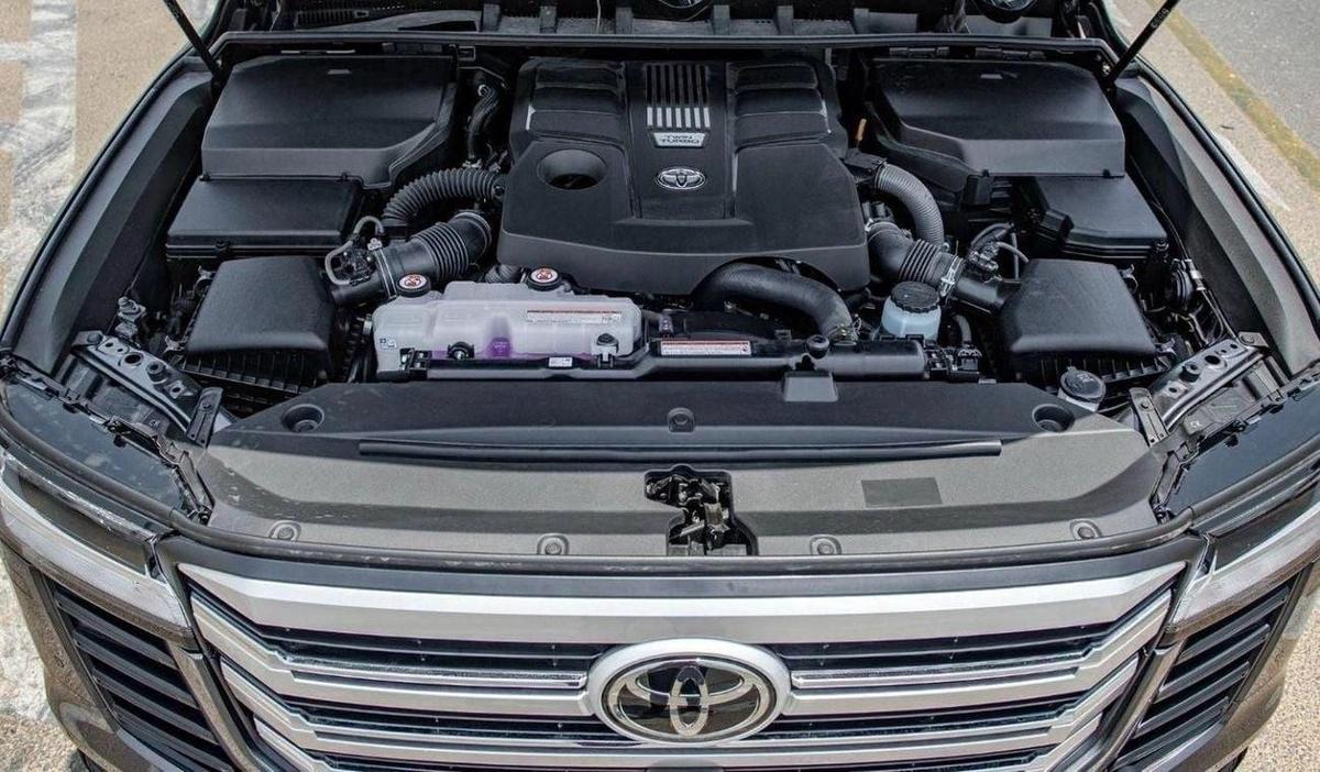 Toyota Land Cruiser Toyota Land Cruiser GXR 3.5P AT MY2024 – Grey-17-17