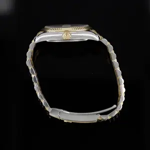 Rolex Datejust 36 | White Diamond Dial 36mm with Jubilee Bracelet | Used (Very good) | Year of production 2005 | Original box | Original papers