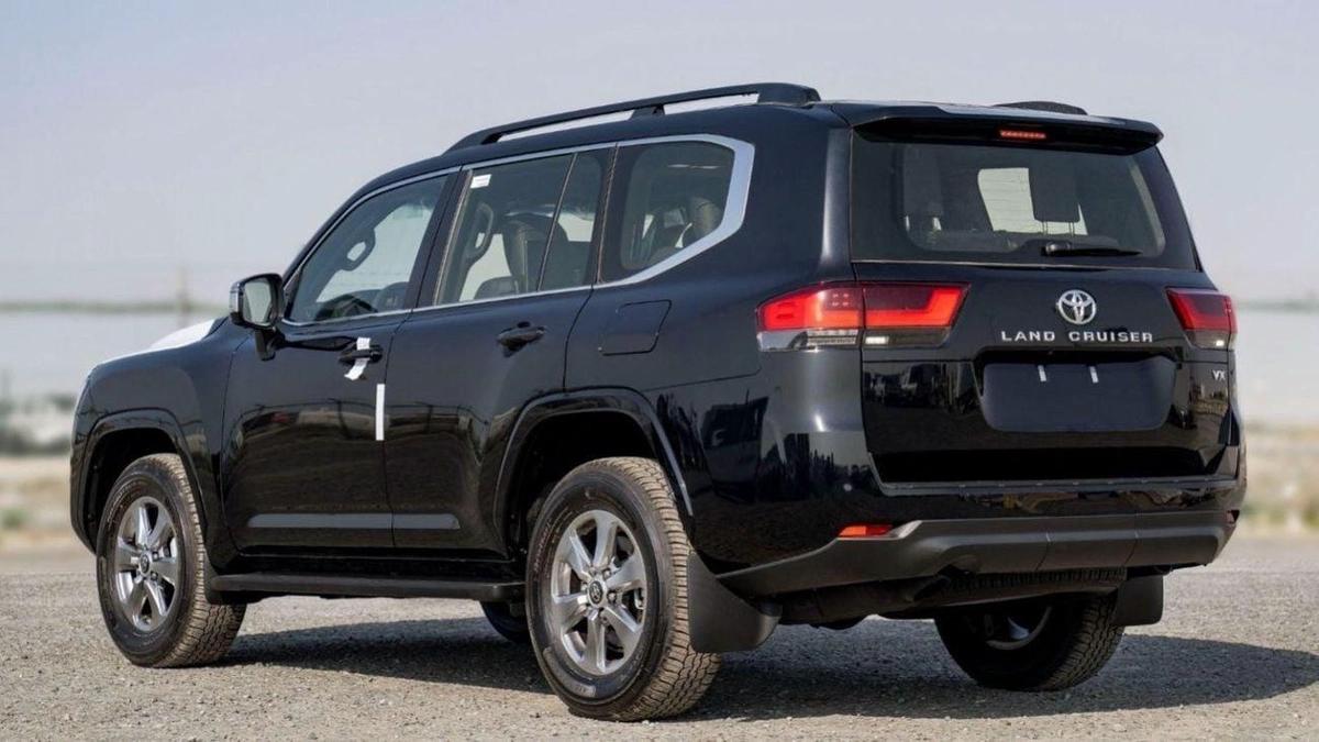 Toyota Land Cruiser LC300 VX 3.5P AT MY2025 – BLACK-5-5