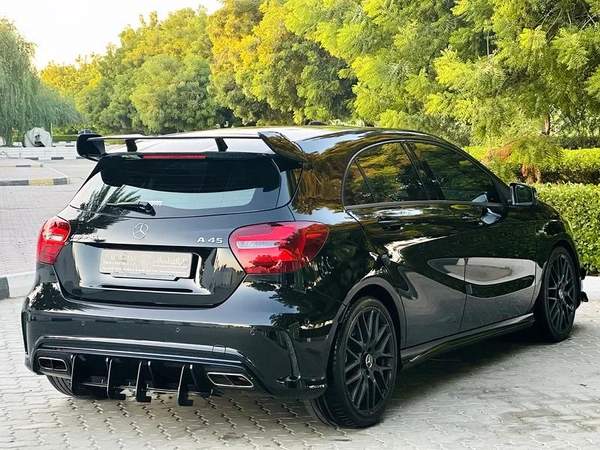 Mercedes Benz A45 AMG FULL OPTIONS FREE ACCIDENT