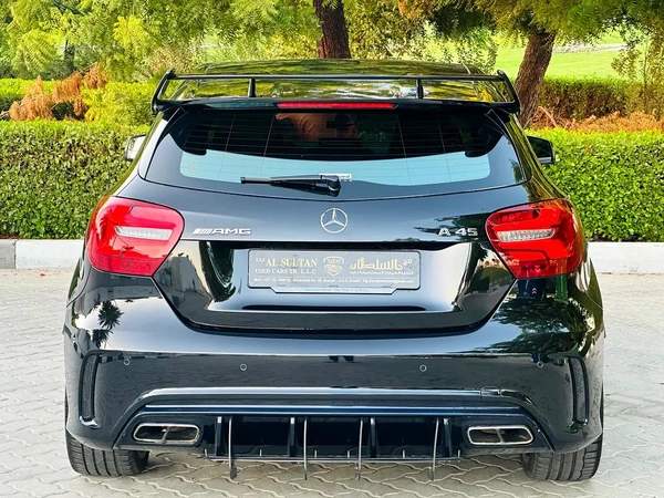 Mercedes Benz A45 AMG FULL OPTIONS FREE ACCIDENT