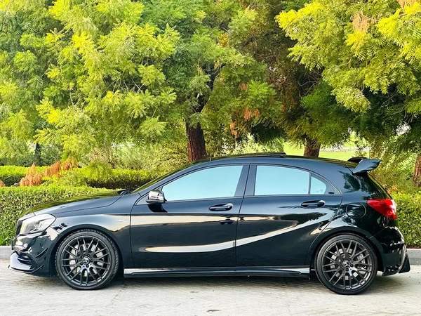 Mercedes Benz A45 AMG FULL OPTIONS FREE ACCIDENT