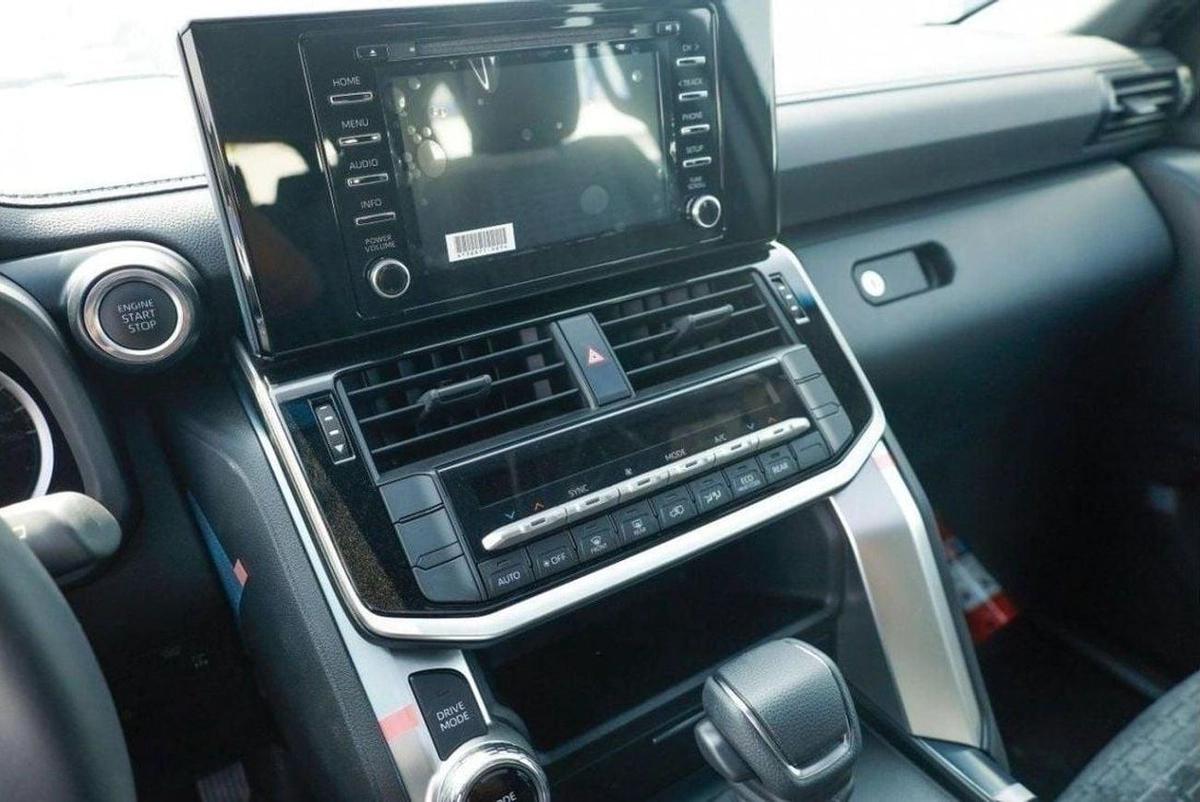 Toyota Land Cruiser LAND CRUISER GXR 3.3L DIESEL-10-10