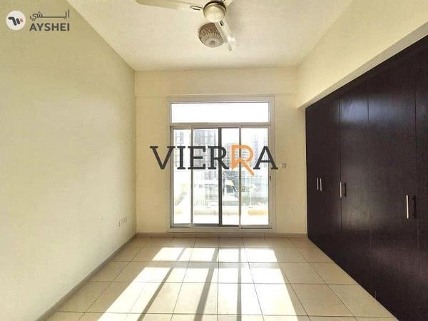 Mazaya 8, Queue Point, Liwan, Dubai