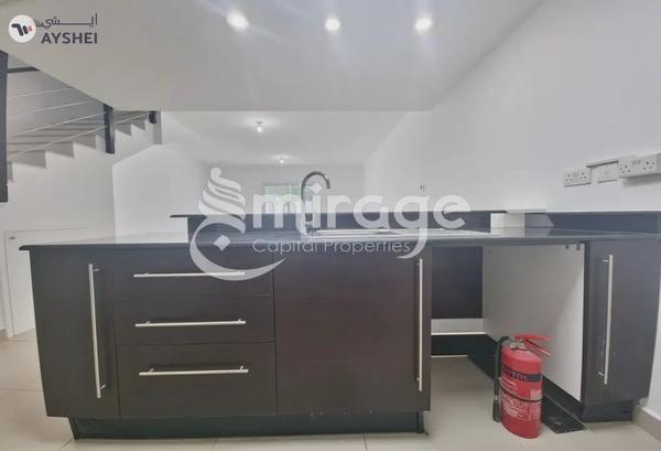 TOWNHOUSE FOR SALE IN DESERT STYLE, AL REEF VILLAS