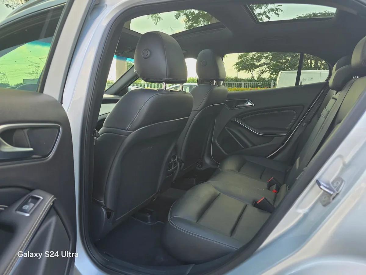 2020 Mercedes-Benz GLA 250 4Matic - American Very clean car-14-14