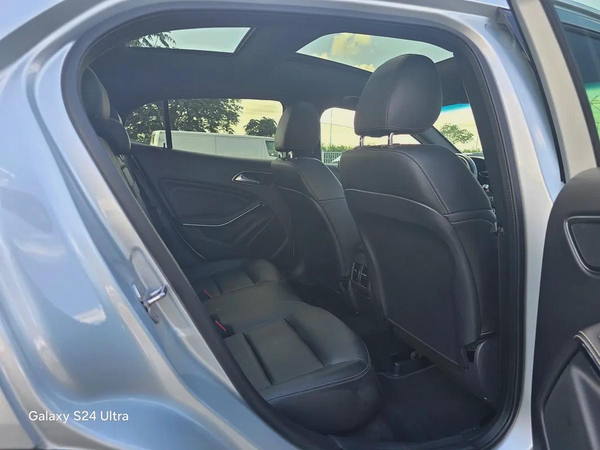 2020 Mercedes-Benz GLA 250 4Matic - American Very clean car-18-18