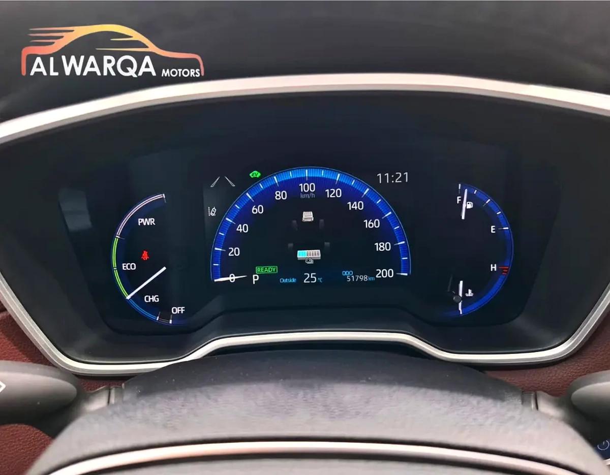 Toyota Corolla Cross Hybrid-14-14