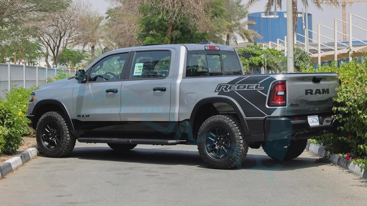 2026 RAM 1500 Rebel 3.0TT Hurricane GCC 0KM With 3 Years Warranty Or 60,000 Km At Official Dealer-4-4